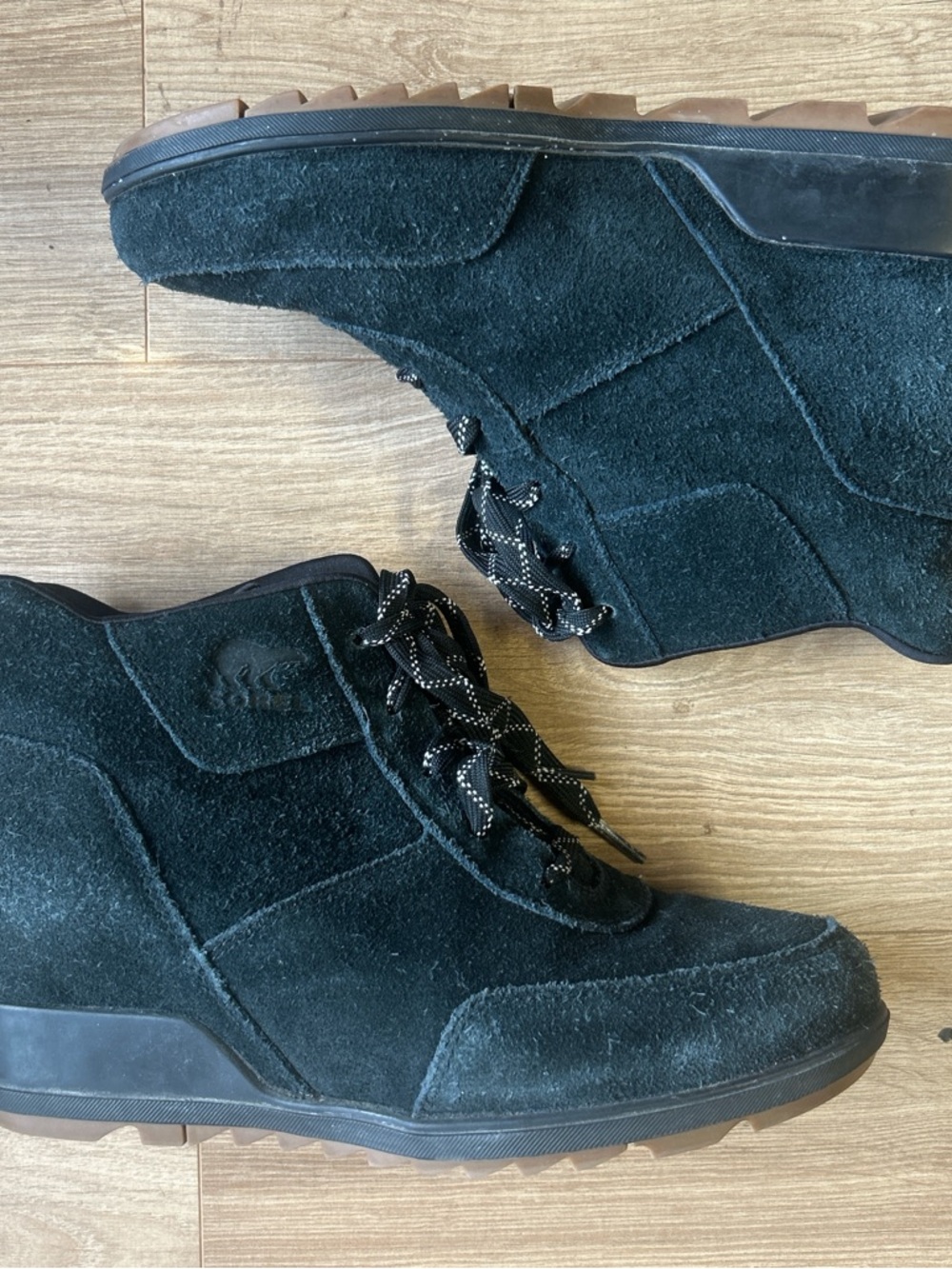Sorel Black Suede Wedge Lace-Up‎ Boots